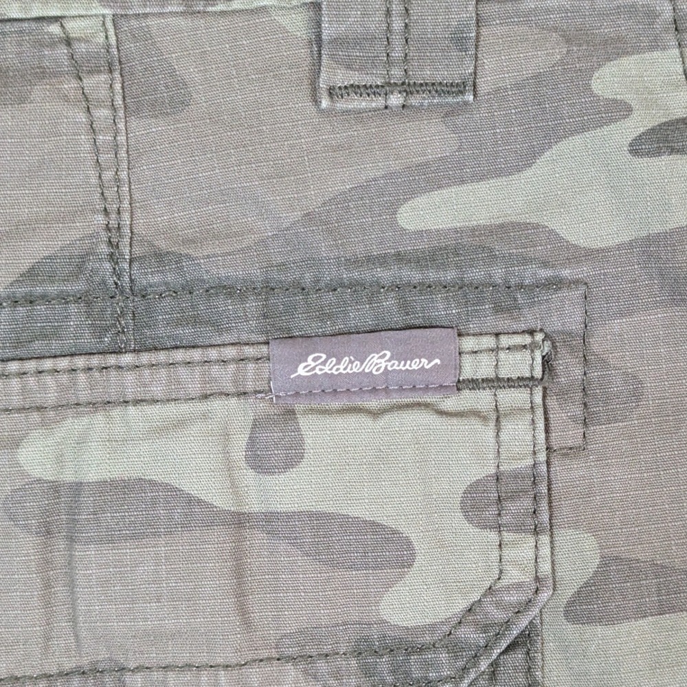Eddie Bauer Men's 32 Ripstop Green Camo Camouflage Cotton Hiking Cargk Shorts - Picture 6 of 16